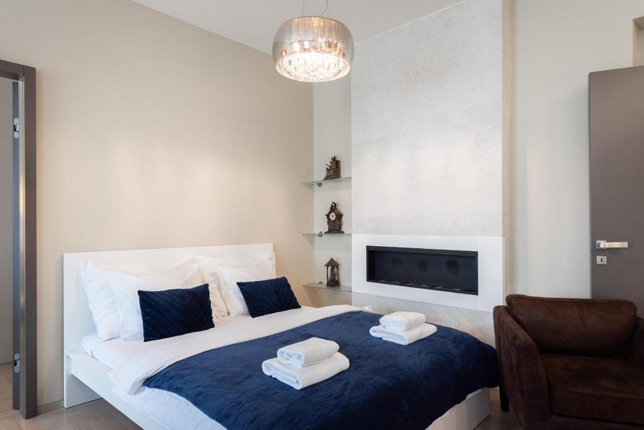 New Luxury Apt With Ac&Parking In The Center Of Prague Apartment ภายนอก รูปภาพ